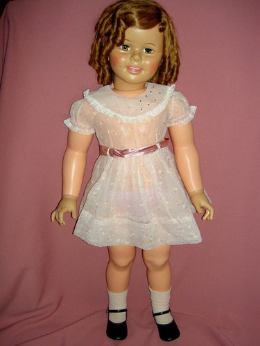 35" Ideal 1957 vinyl SHIRLEY TEMPLE doll TWIST WRISTS & 2 outfits need stringing - Picture 14 of 24