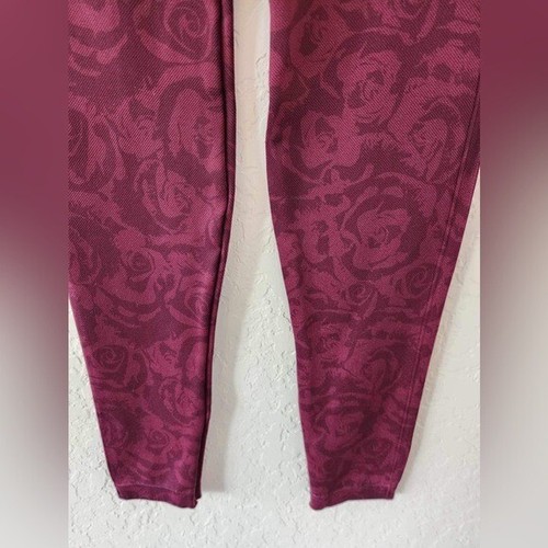 Spanx Garnet Rose Look At Me Now Leggings Size Small - Picture 5 of 8