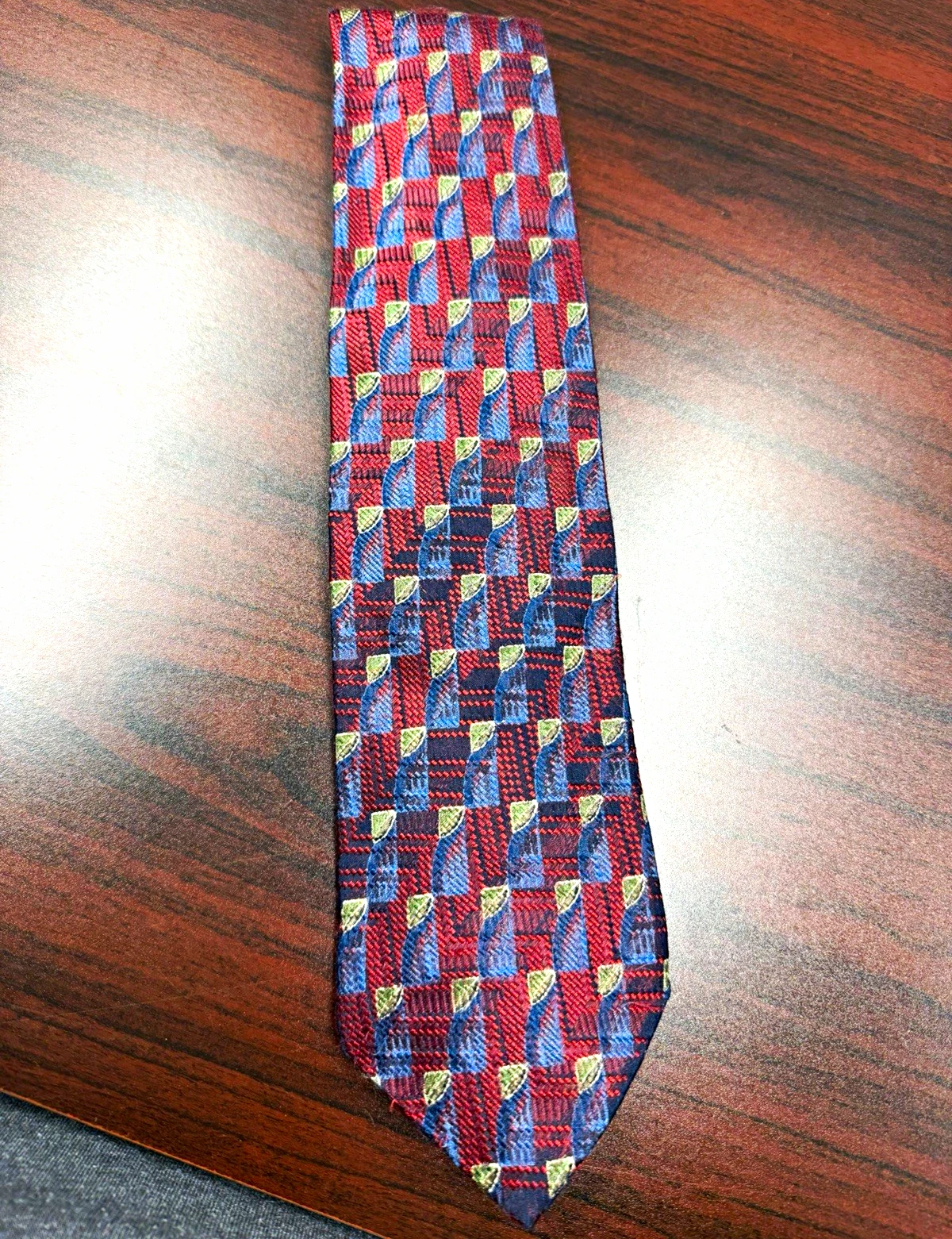 Villa Bolgheri Men's 100% Silk Woven Geometric Standard Tie Red Blue Green - product detail image 1