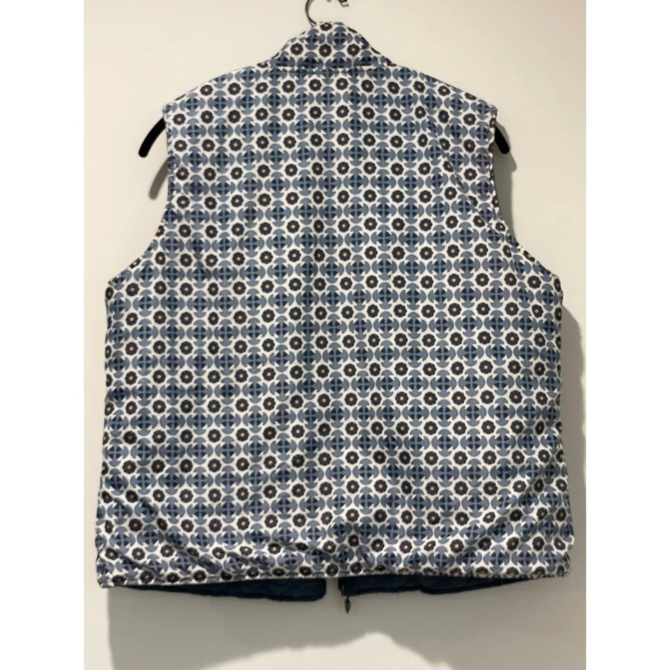 Chaleco acolchado reversible Three Hearts para mujer azul estampado geométrico sin mangas Foto 4 de 4