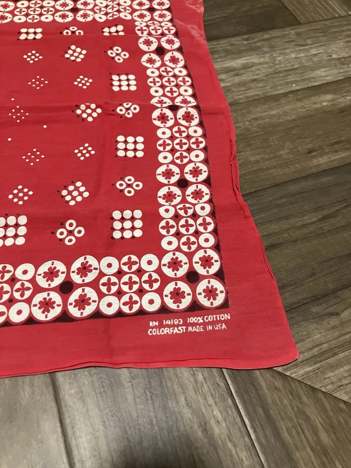 Bandana Vintage COR RÁPIDA 100% Algodão 14193 Bolinhas Vermelhas Selvedge Anos 50 Anos 60 EUA - Imagem 2 de 4