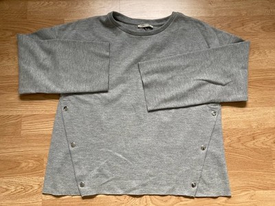 Zara hellgrauer Damen Oversize-Pullover mit seitlichen Zierknöpfen vorne, Gr. S