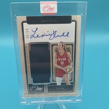 💎2025 Panini One and One Lexie Hull Jersey Autograph 66/69 Indiana Fever💎