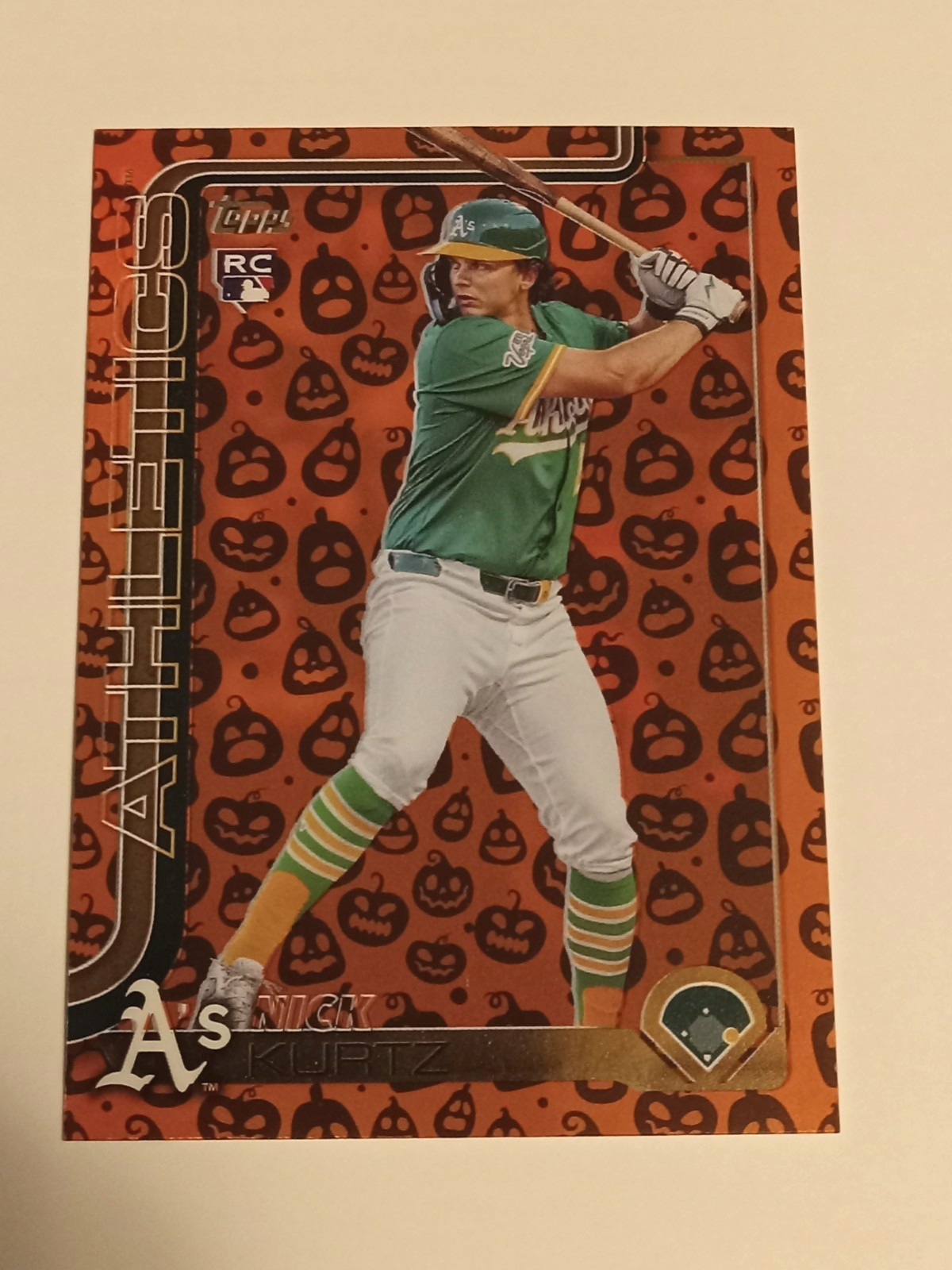 2025 Topps Update RC #201 Jack-o'-lantern pumpkins parallel Nick Kurtz ROY SSP
