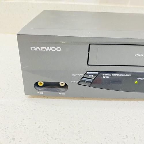 Daewoo DV-T5DN VHS VCR High Speed Rewind Video Cassette Recorder with Remote - Picture 6 of 11