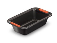 Le Creuset Toughened Non-stick Bakeware 2 Lb Loaf Tin Le Creuset Toughened Non-stick Bakeware 2 Lb Loaf Tin