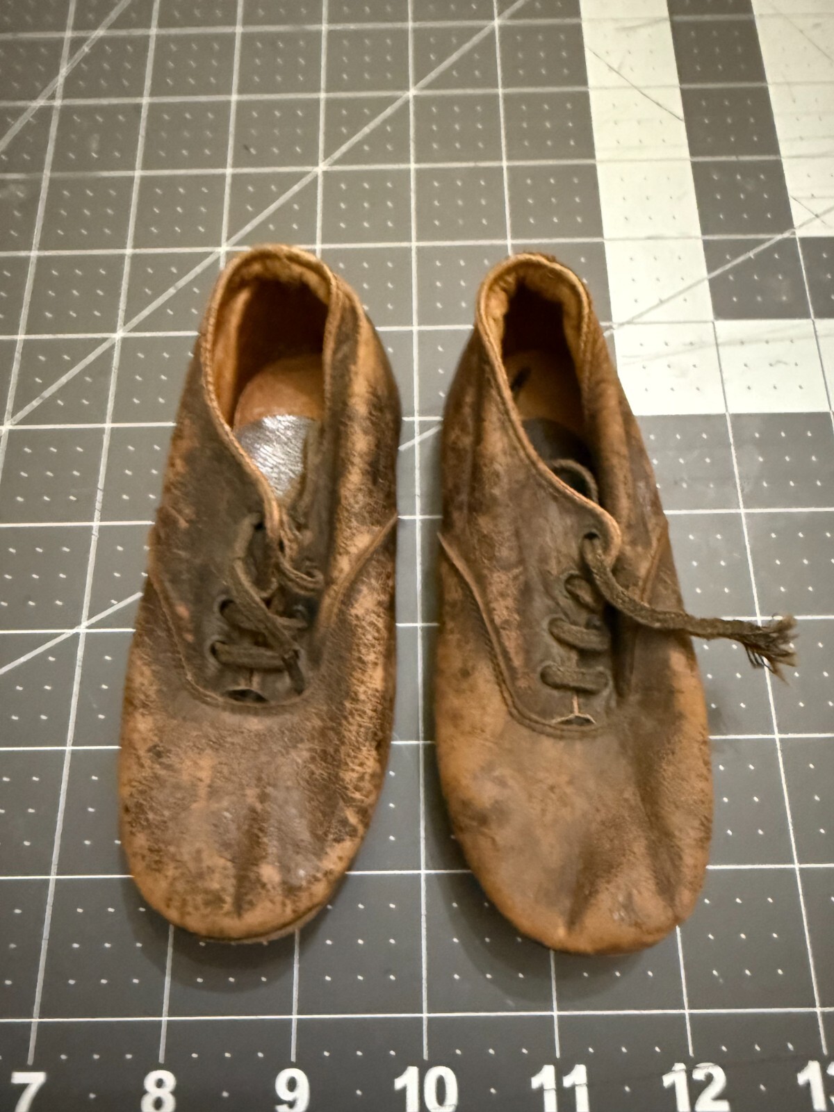 Vintage c. 1930's-40's Brown Leather Child's Shoes
