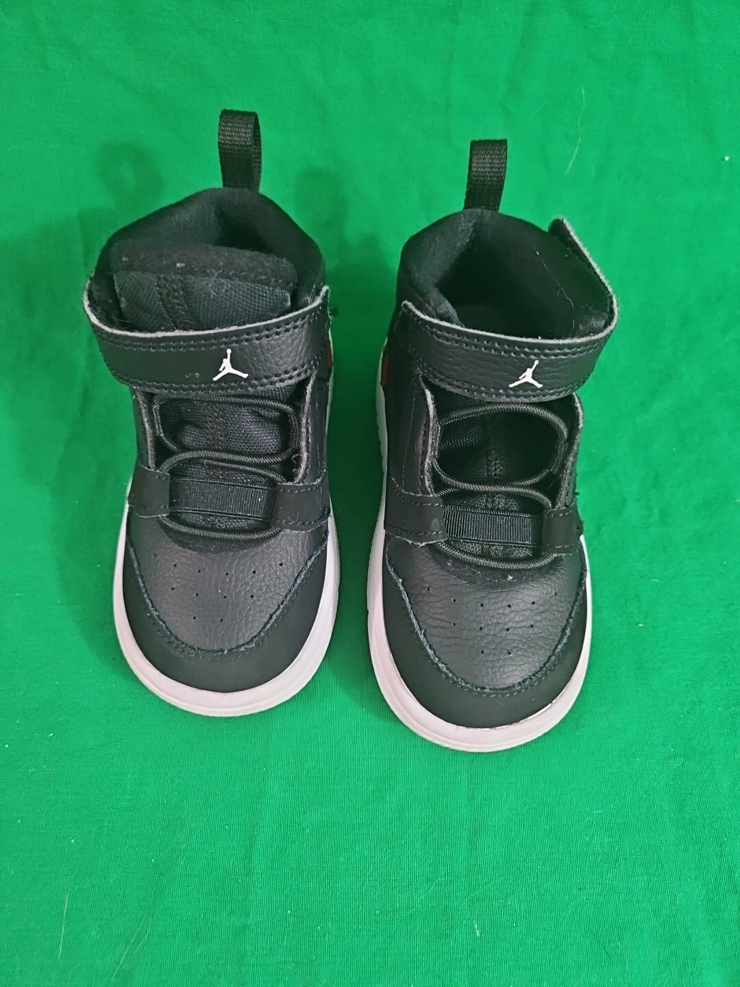 Scarpe da basket nere Jordan Fadeaway AO1332 016 per ragazze taglia 7C