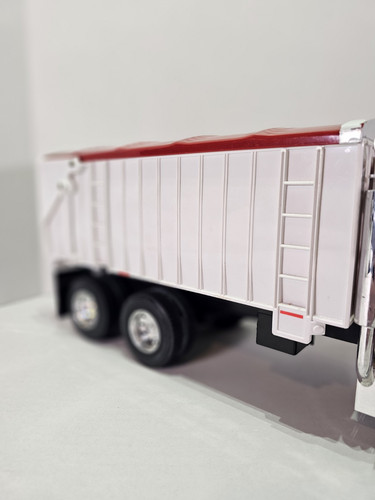Ertl Big Farm Peterbilt 367 Truck With Grain Box Lights & Sounds Work 21" 1/16th - Picture 17 of 21