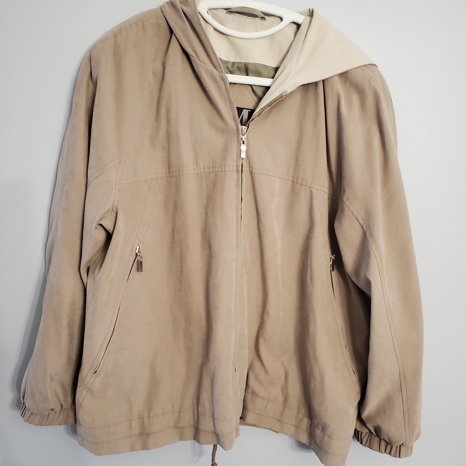 Mulberry Street Woman's Tan Hooded Zip Up Lined Soft Windbreaker Bomber Jacket M