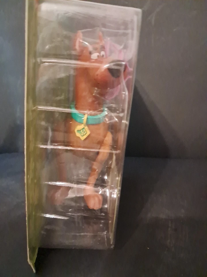 Figura de acción coleccionable con ventosa Scooby Doo rara nueva y sellada Foto 4 de 4
