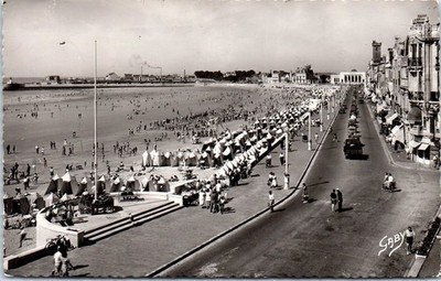 85 LES SABLES D'OLONNE old postcard [REF 51354]