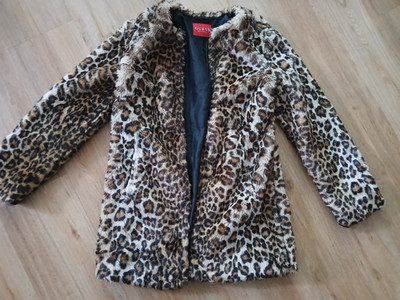 Jacke von Guess,leopard,Fell ( fake)Grösse m,kuschelig,leo