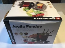 Swissmar Arolla Fondue 10 Piece Fondue Set.