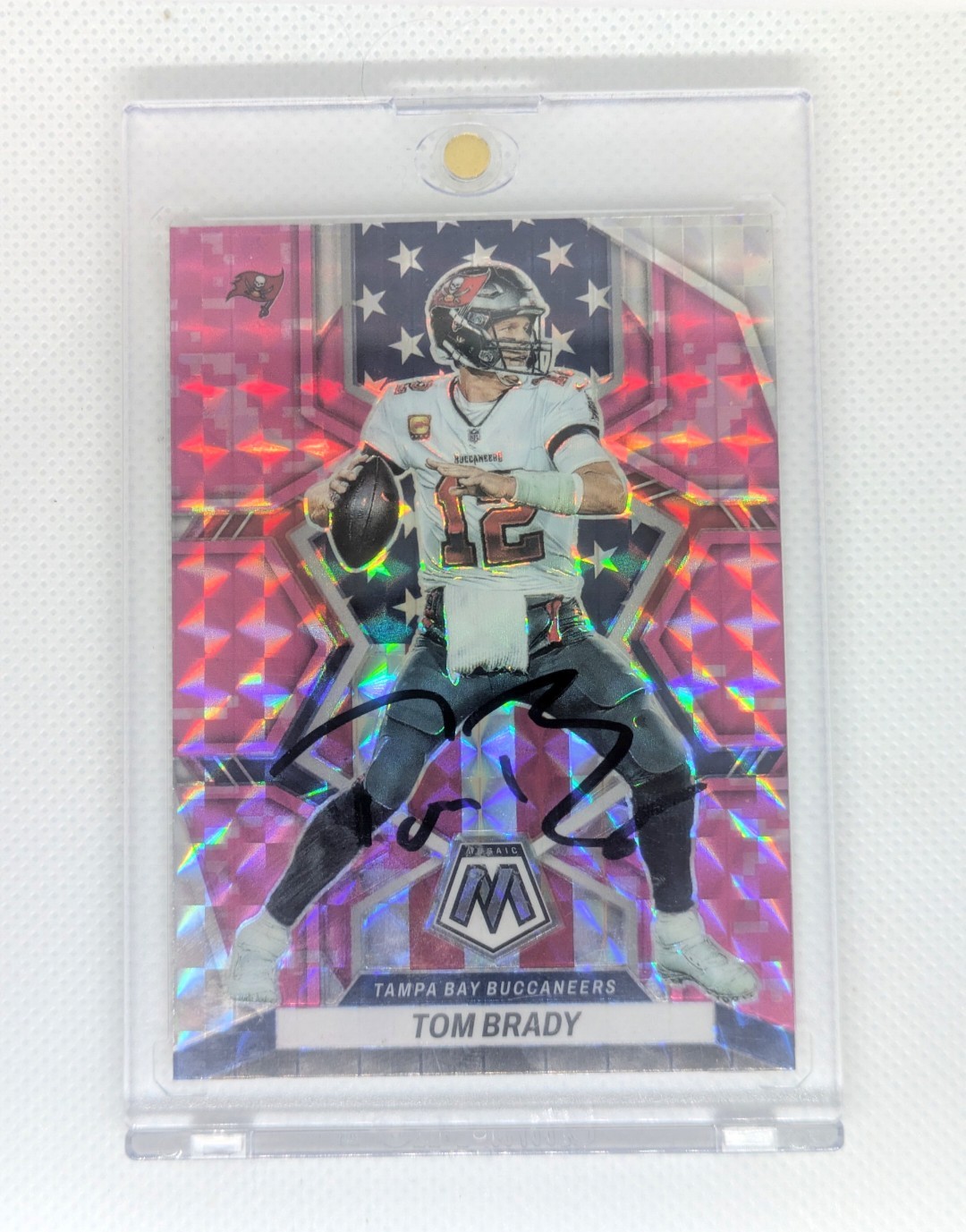 Tom Brady On Card Auto - 2022 Mosaic Pink Camo Prizm 🔥 *In-Person Autograph* view 1