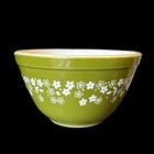 PYREX Spring Blossom Green Crazy Daisy 401 Nesting Bowl 1.5 Perfect Condition