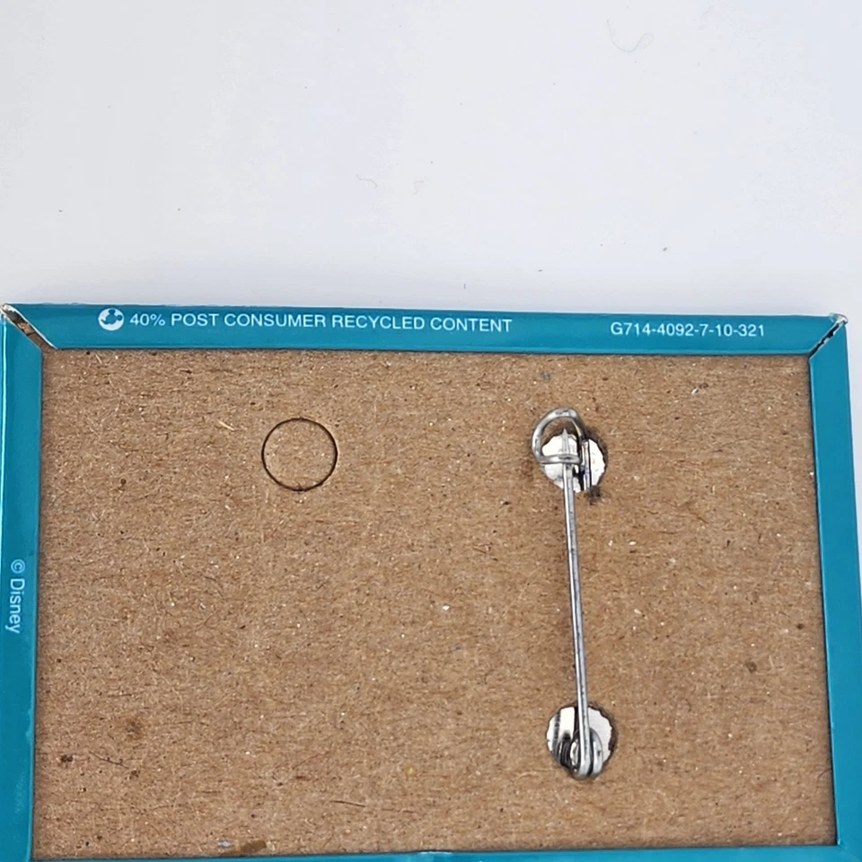 Broche Disney Worldwide Conservation Fund "The Seas With Nemo & Friends" lote de dois - Imagem 4 de 4