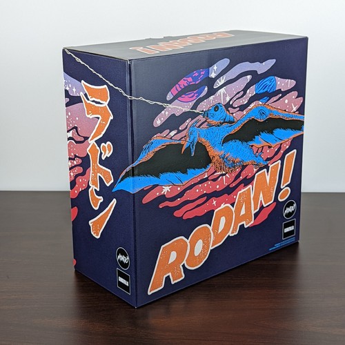 Mondo RODAN Soft Vinyl Figure 1964 Variant with Mothra Larva - NEW - Picture 3 of 10