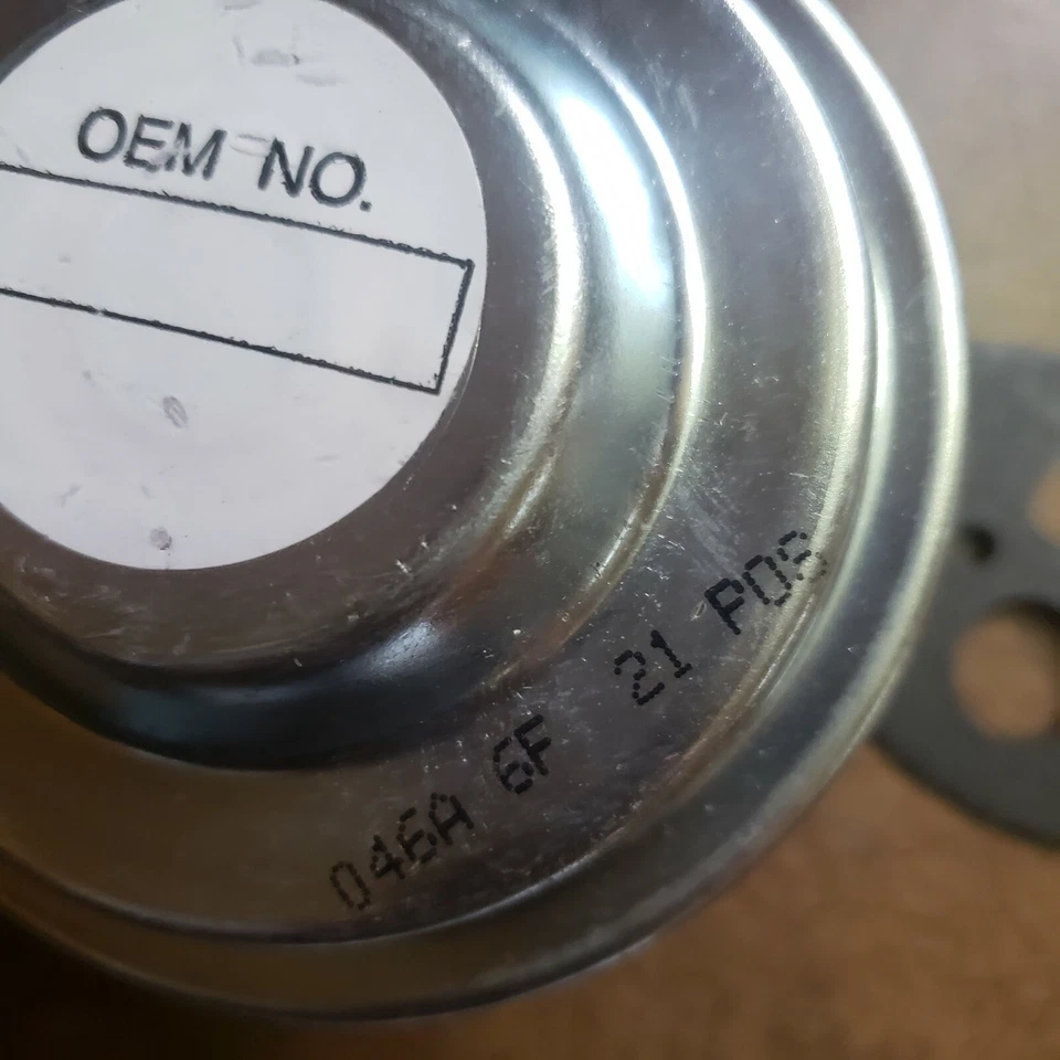 Válvula EGR estándar EGV720 se adapta a muchos Jeep CJ7 81-85, CHEROKEE, VAGONES, SCRAMBLERS Foto 4 de 4