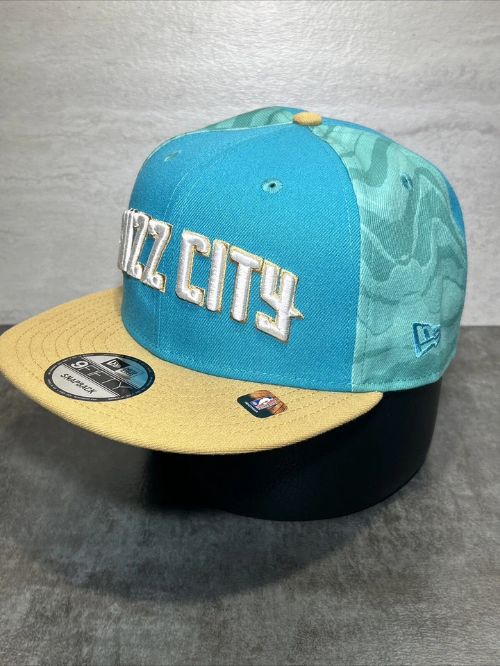 Charlotte Hornets 帽子 9Fifty 平沿帽 "Buzz City" 渐变拼字标志帽 H66 — 第 3/4 张图片