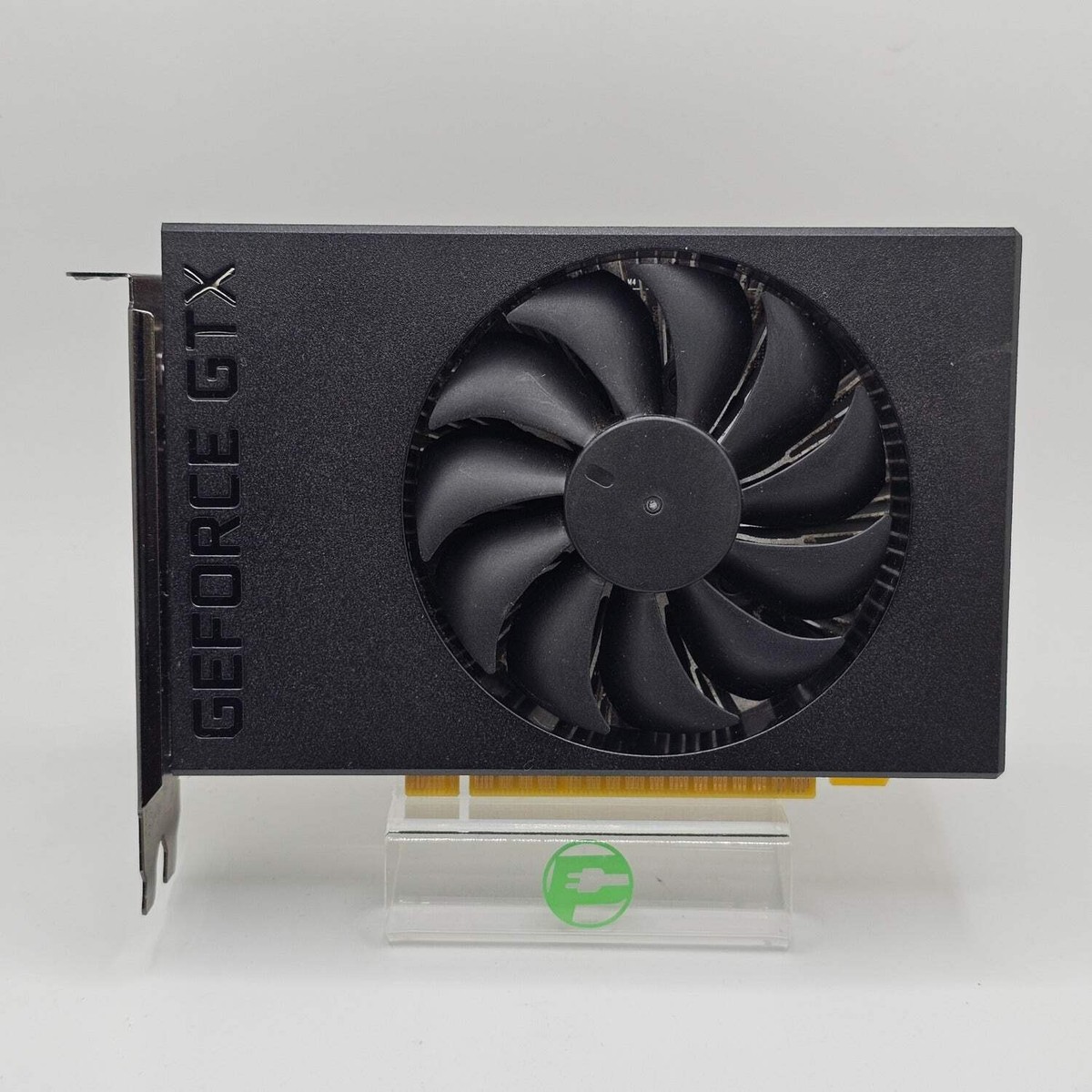 DELL ノートPC NVIDIA GeForce GTX 1650 Ti DELL ノートPC NVIDIA GeForce GTX 1650 Ti