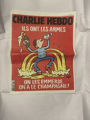 Charlie Hebdo Red Cover No 1217 Nov 18, 2015 ILS ONT LES ARMES