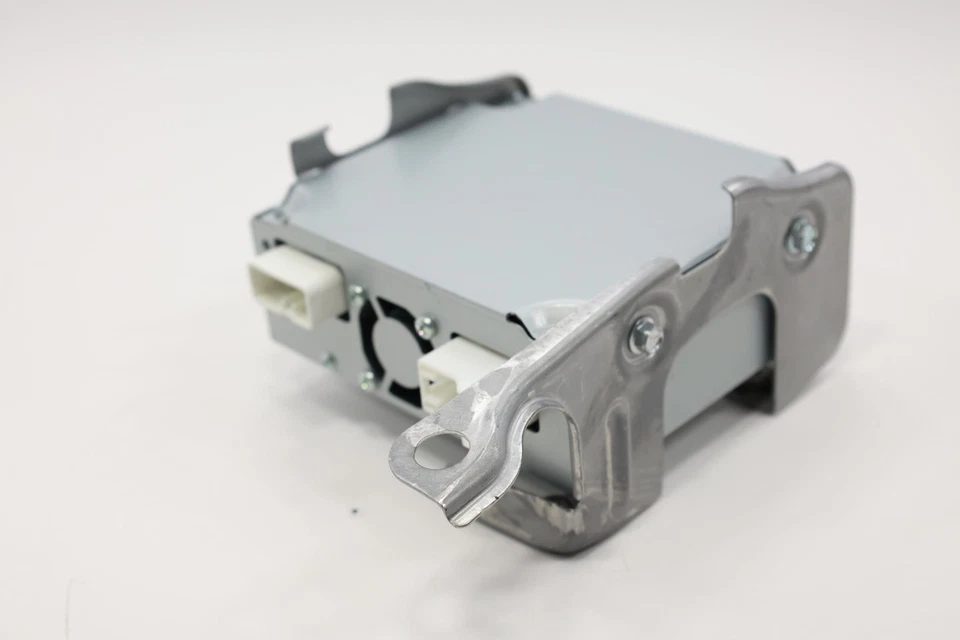 TOYOTA TACOMA 2016-2023 INVERSOR DE VOLTAJE DE ALIMENTACIÓN CONVERTIDOR MÓDULO DE CONTROL OEM Foto 2 de 4