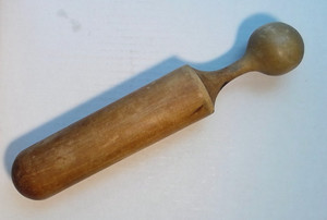 Vintage 11 inch long Wooden Pestle Masher with Ball knob Kitchen Spices Herbs Rx