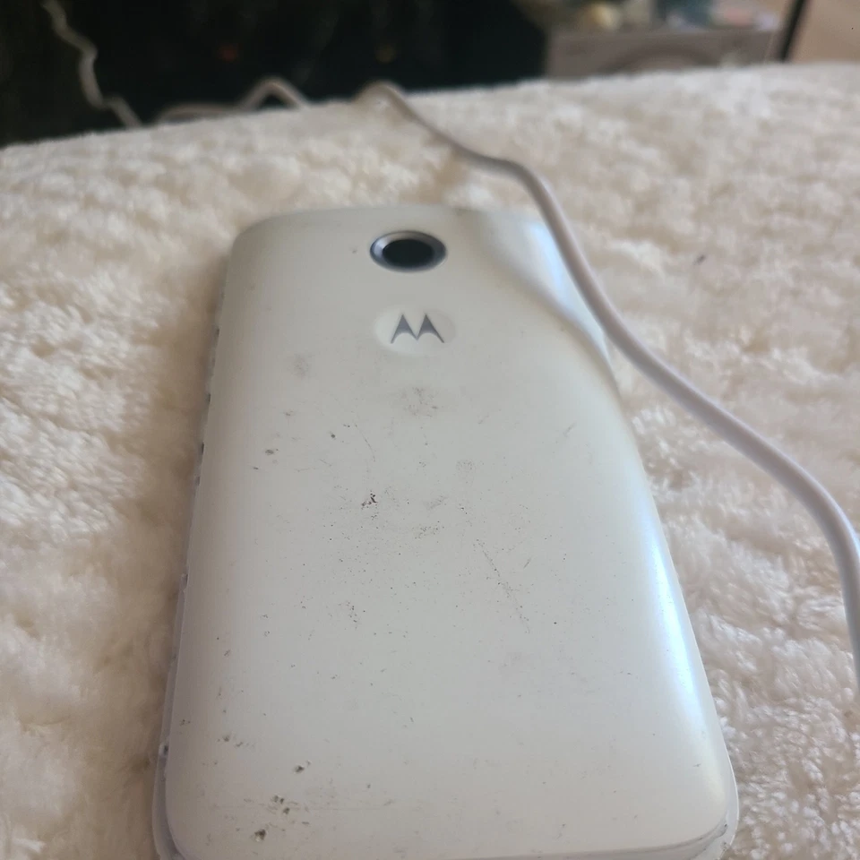 Smartphone Motorola Moto E 2da Generación XT-1526 8GB Blanco 4.5" Android Foto 4 de 4