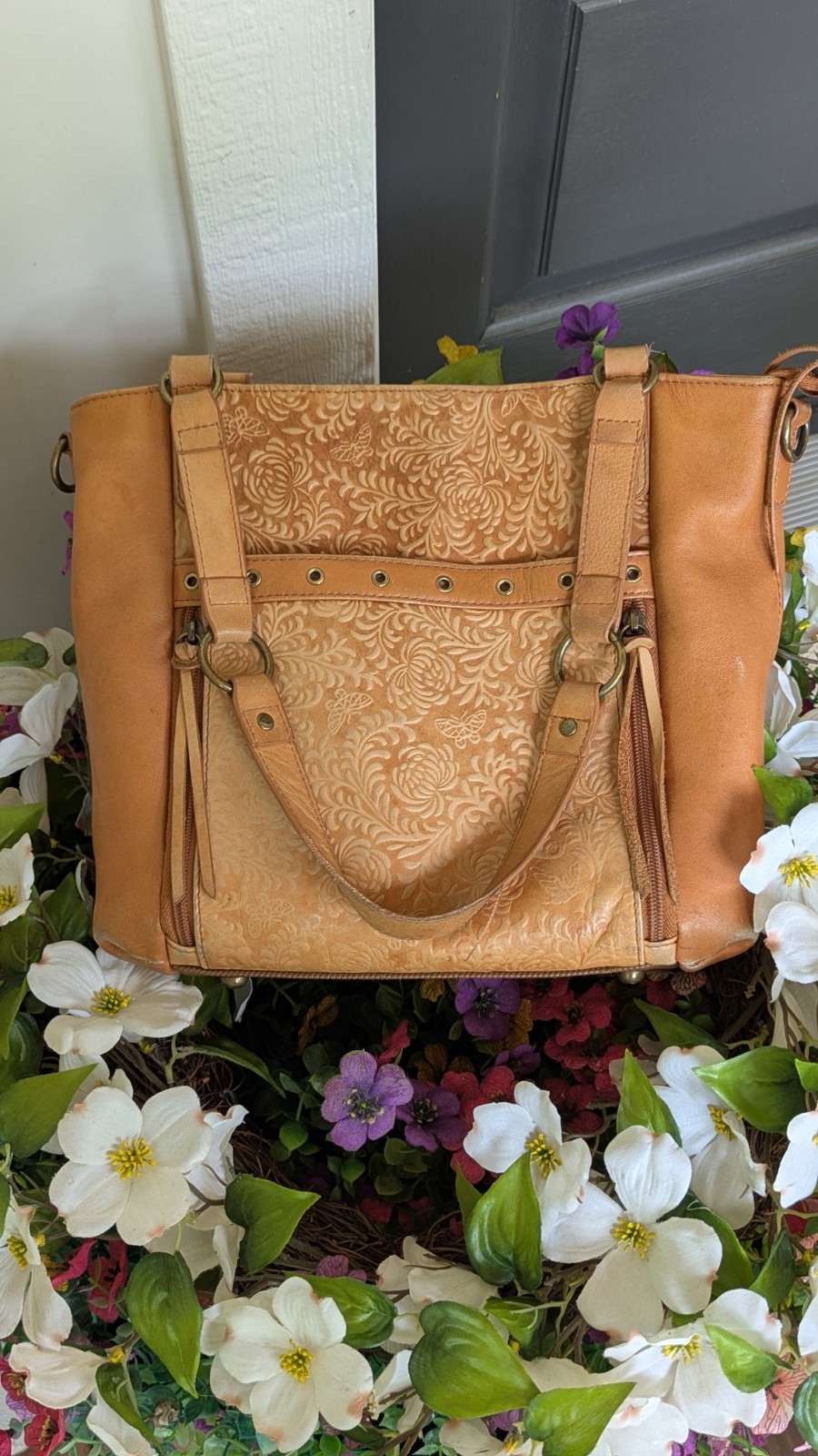 Gun Tote’n Mamas Floral Embossed Concealed Carry Tote Purse –Tan Leather Handbag