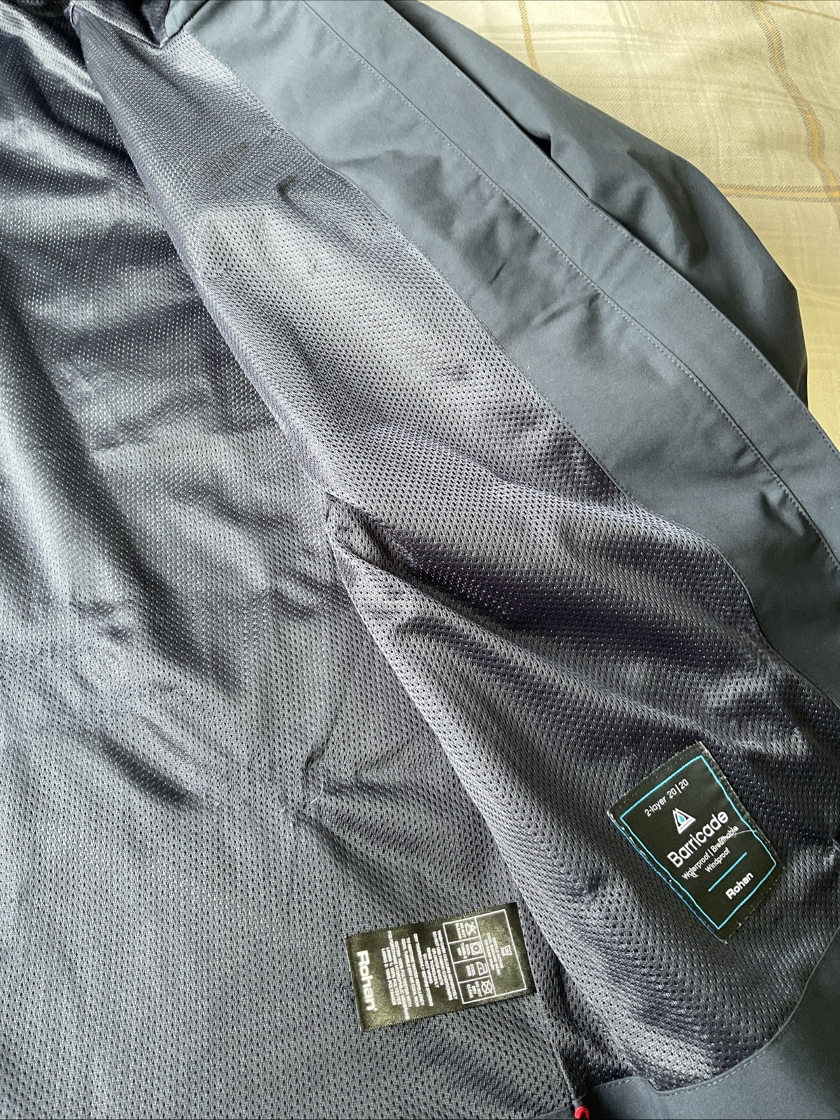 ROHAN FARNE WATERPROOF JACKET (women’s) SIZE MEDIUM image 6