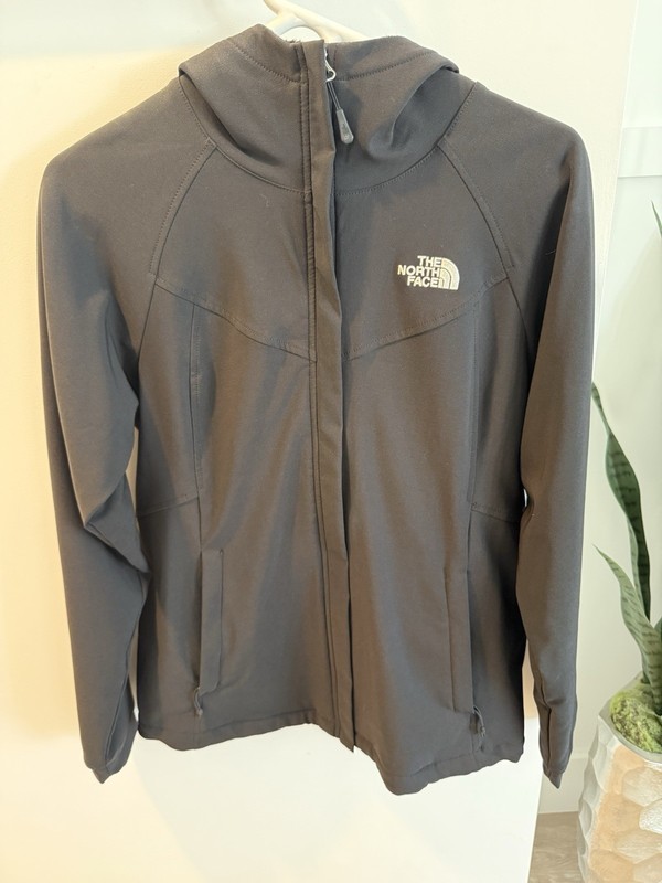 The North Face Women's Black Soft Shell Jacket Hooded Full Zip Lined Size M