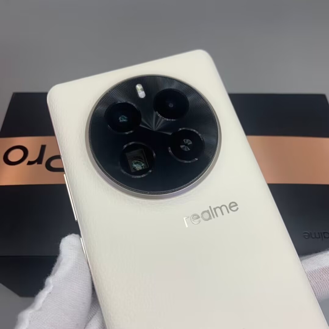 Oppo Realme GT5 Pro 6.78'' 50MP 256/512GB 1TB Android 14