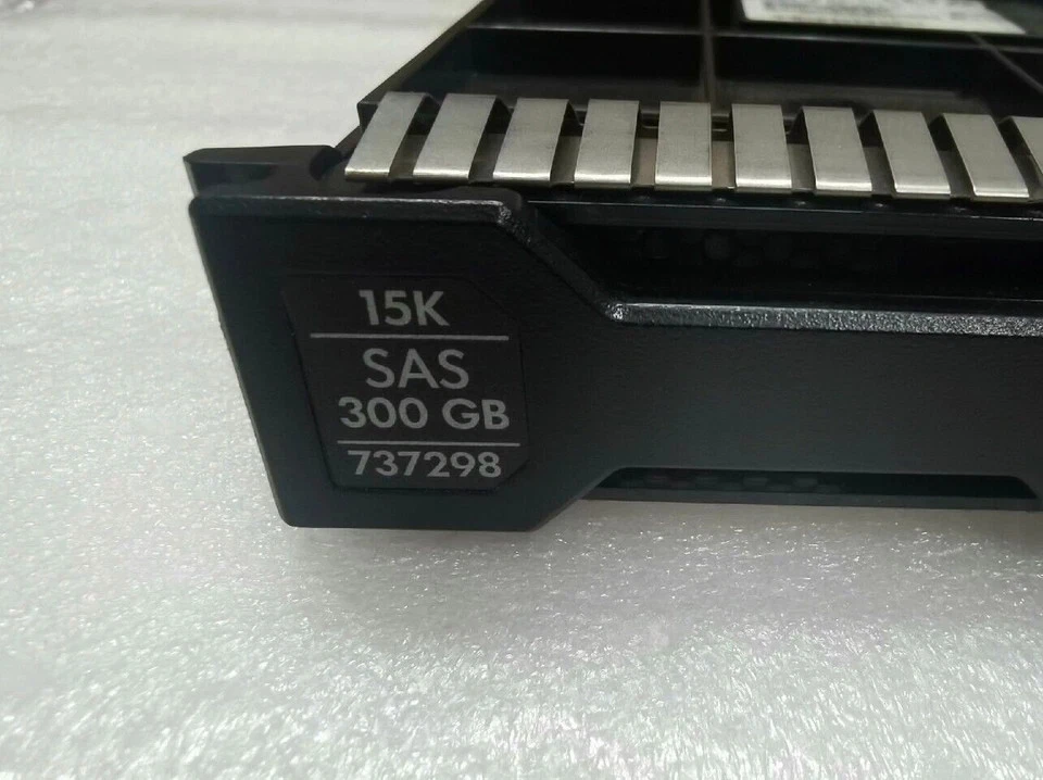 HPE 737261-B21 300GB 737298-001 12Gb 15K SAS 3.5" LFF ENT SC HDD Hard Disk Drive - Image 4 of 4