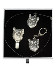 Chihuahua 2 - keyring, necklace, clip, set with a dog in white box, Art Dog USA