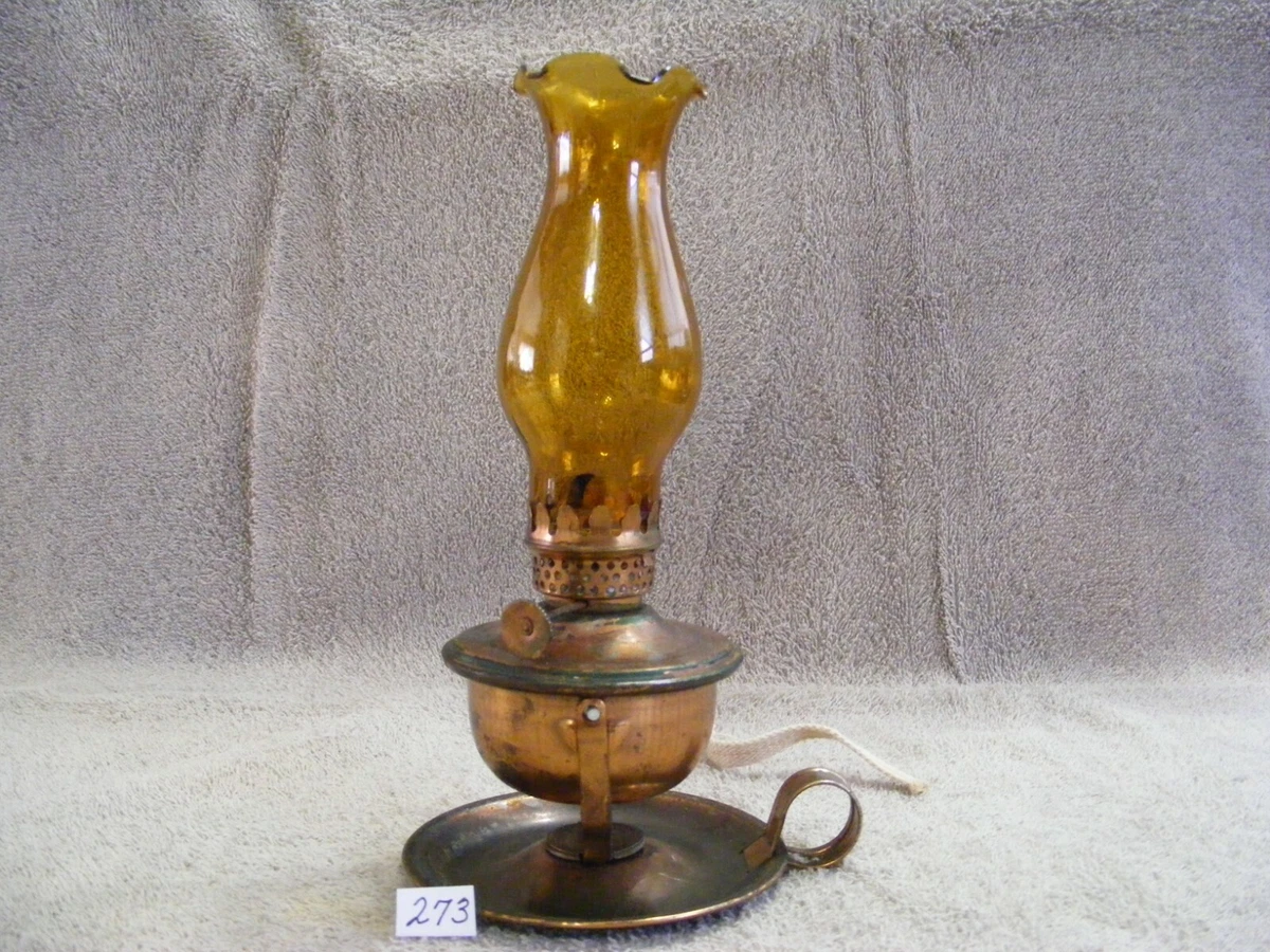 Metal oil lamp outlet