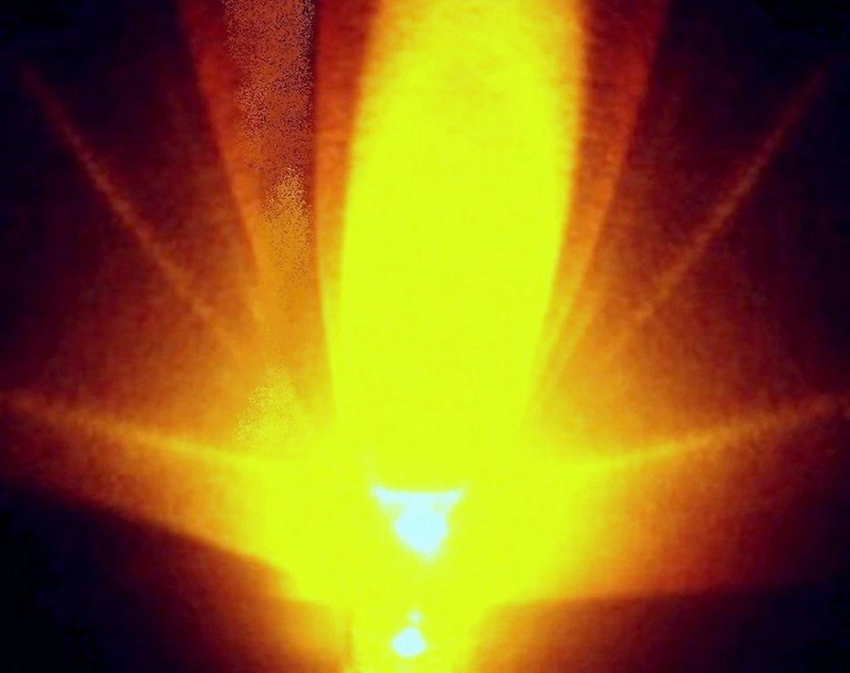 LED - 3mm Gelb 5000mcd Ultra Lampe Extreme Helle / 10 Stück Neu - Bild 4 von 4