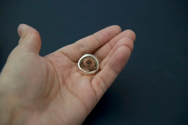 ANILLO DIAMANTE NEGRO SIGNO DAVID YURMAN SS PARA HOMBRE Talla 7 Foto 4 de 4