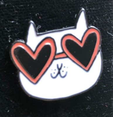 Adorable Cat Kitten with Heart Sunglasses Novelty Push Pin Badge, Cute Kawaii