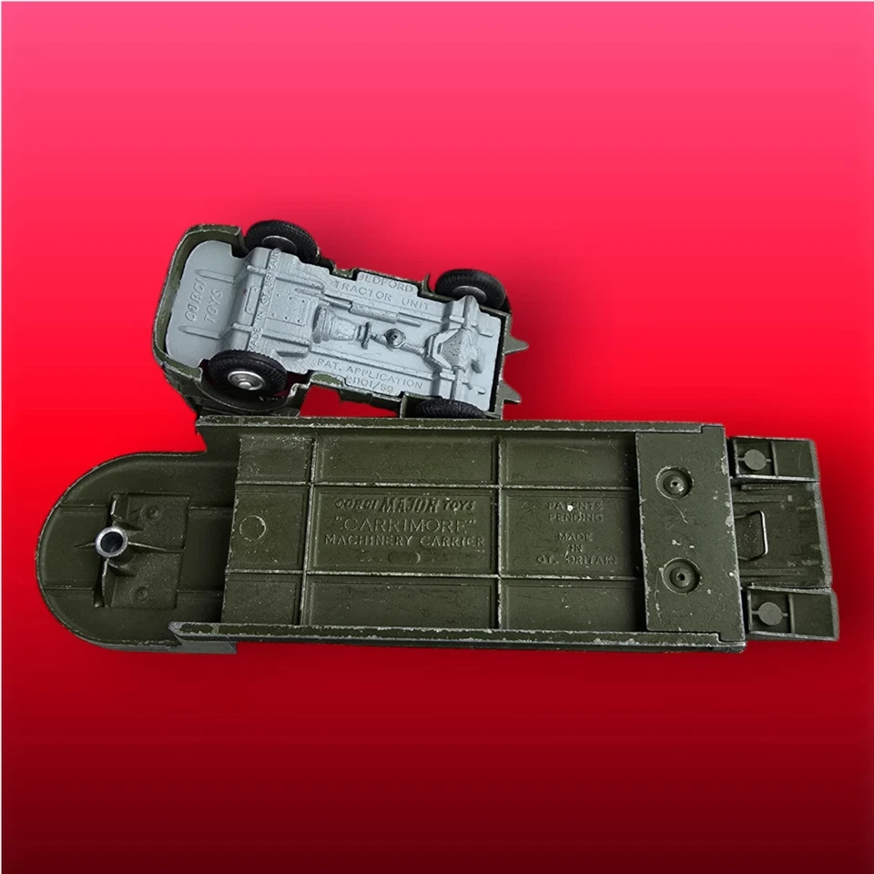Corgi Toys Bedford TK US Army Low Loader Tank Transporter Tractor Carrimore 1965 - Image 4 of 4
