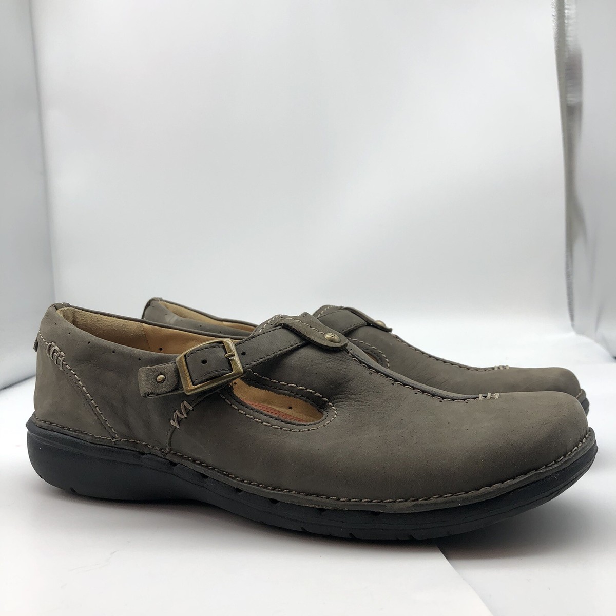 Clarks unstructured leather sz 10 Narrow slip on ladies