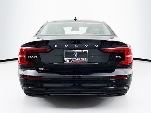 2024 Volvo S60 B5 Core Dark Theme - Picture 7 of 12