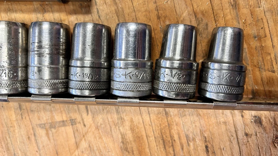 Vintage S-K Knurled/Tapered 12 piece set. USA 17”breaker bar and 5”extension - Image 2 of 4