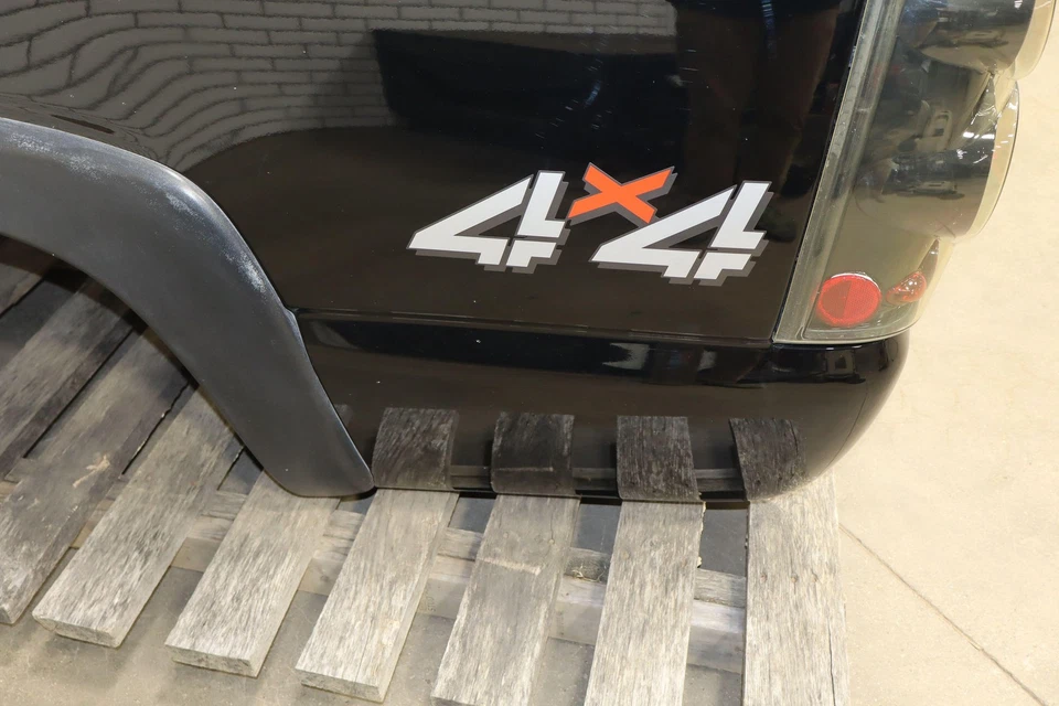 99-07 Chevy GMC Silverado Sierra GMT800 8 Foot Southern Pickup Truck Bed Black - Image 2 of 4