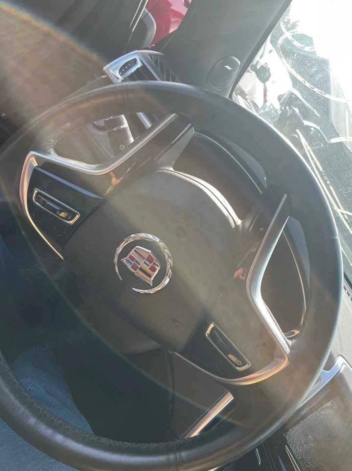 Used Rear Right Exhaust Manifold fits: 2015 Cadillac Srx 3.6L R. rear Rear Right — 第 3/4 张图片