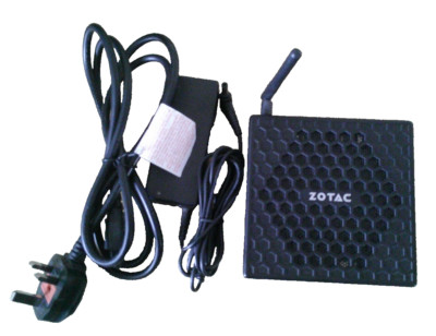 Ultra Small Silent Nano Mini PC - 8GB RAM 500GB HD + WLAN + Netzteil