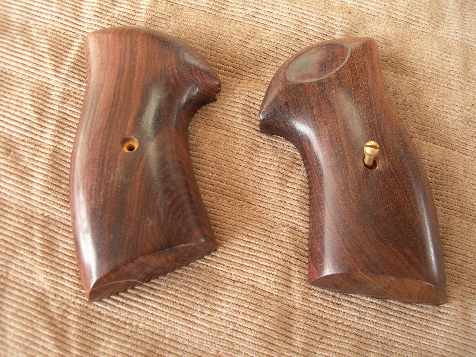 Ruger GP100 Wood Grips Eagle india