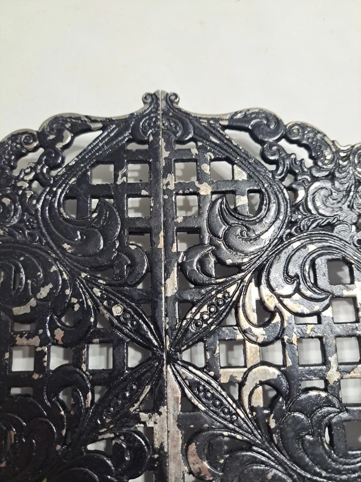 Vintage Godinger 1993 Expandable Trivet Black/Silver Color - Image 2 of 4