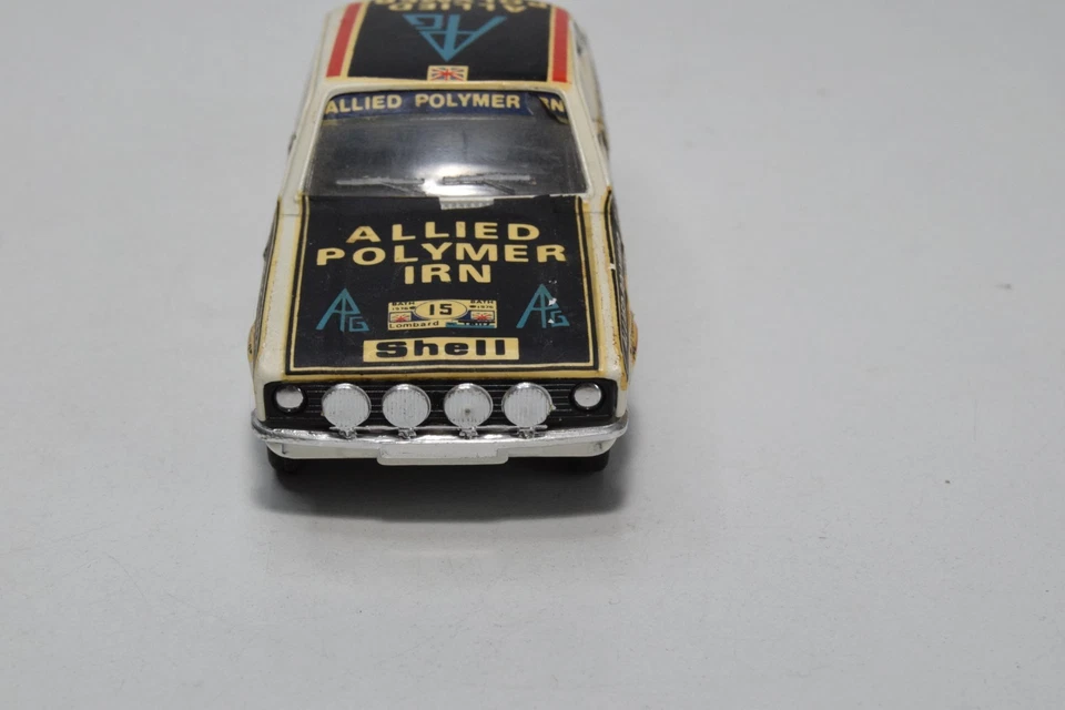 B72 1:43 SOLID 45 FORD ESCORT RALLY LOMBARD WHITE EXC. COND. - Immagine 3 di 4