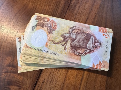 Confezione 100 Pezzi Nuova Guinea 20 Kina 2008 P-36 35° Commemorativo UNC